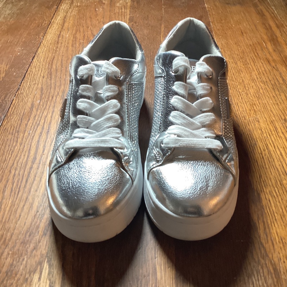Guess Lennza Metallic Rhinestone Platform Sneakers Women 8.5 Silver Streetwear
